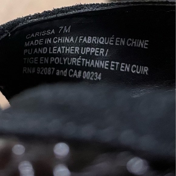 Saks Fifth Avenue Carissa Black Leather Sandals 7 M 4 1/2 inch chunky heel - Picture 13 of 16